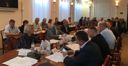 КОМІТЕТ РАДИ З ПИТАНЬ БУДІВНИЦТВА ПІДТРИМУЄ ПОВНОЦІННЕ ФІНАНСУВАННЯ ЖИТЛОВИХ ПРОГРАМ