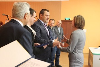 УЧАСНИКИ АТО І ВПО В ЧЕРКАСАХ ОТРИМАЛИ ДОКУМЕНТИ НА КВАРТИРИ ЗА ПРОГРАМАМИ ДЕРЖМОЛОДЬЖИТЛА