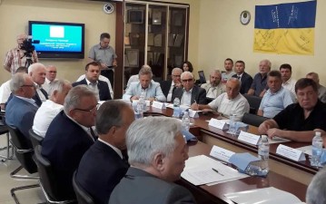 ДЕРЖМОЛОДЬЖИТЛО: СПІВПРАЦЯ З БУДПАЛАТОЮ